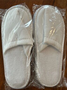 2 pairs 🆕 Hotel-Style Spa Slippers -